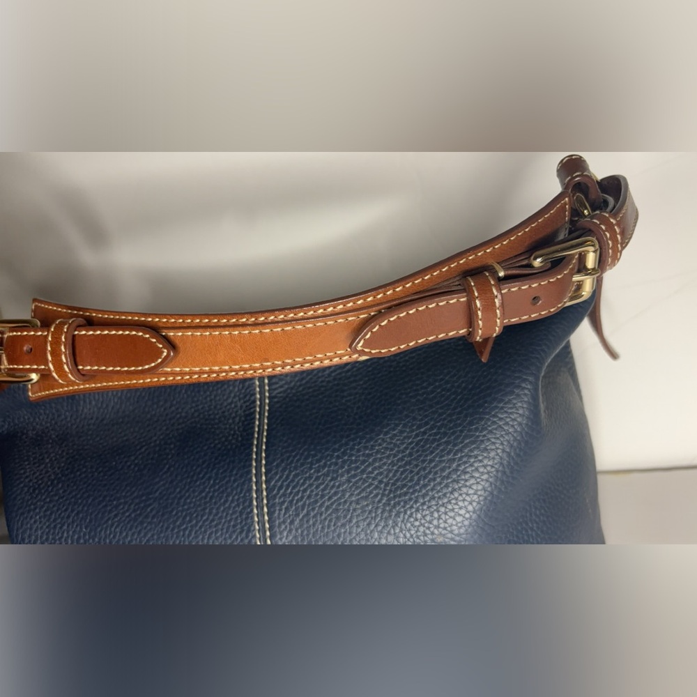 Vintage Dooney & Bourke Marine Blue Mary Pebble Grain Leather Purse with Pouch - Picture 5 of 15